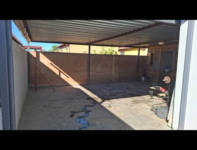 3 BEDROOM HOUSE FOR SALE IN SOSHANGUVE VV